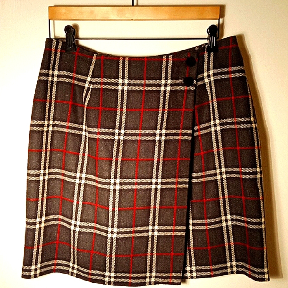 Maggie Lawrence  plaid skirt size Womens large